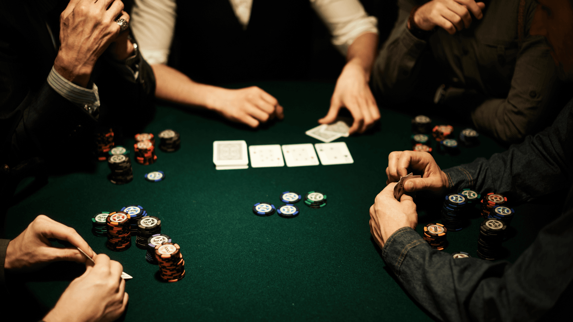 Posições da Mesa de Poker Explicadas image